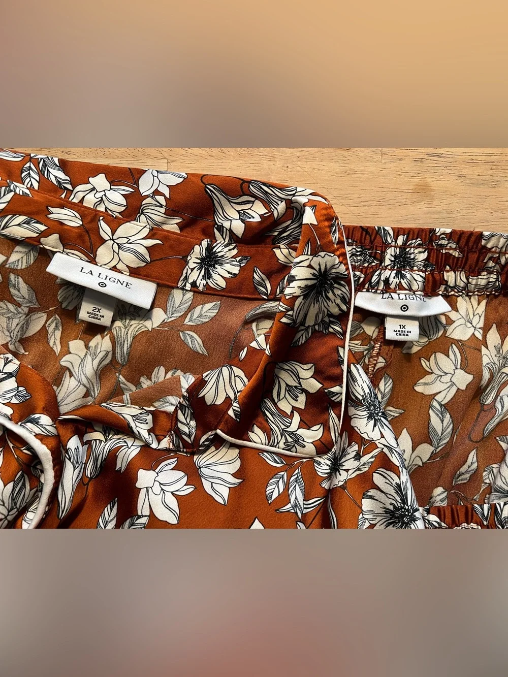 La Ligne Rust Floral Loungewear Pajama Set 2x Top, 1x Bottoms & Pockets